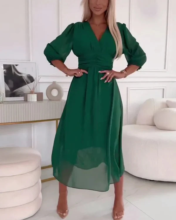 Niobe - Elegant women's dress with mid-length sleeves